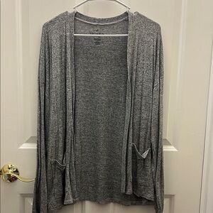 American Eagle Women's Gray Cardigan